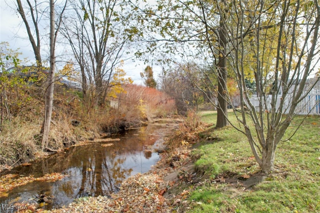 Knollwood - Residential