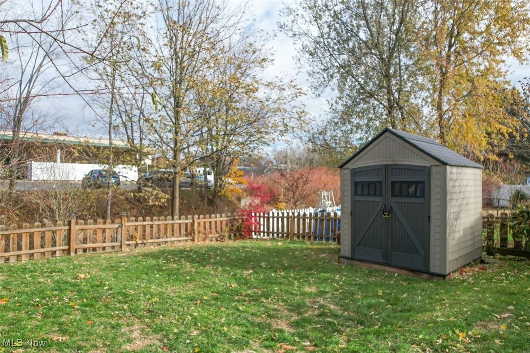 Knollwood - Residential