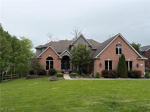 Homes For Sale - 19443 Rye Gate Drive<br/> Cuyahoga County, North Royalton, OH 44133