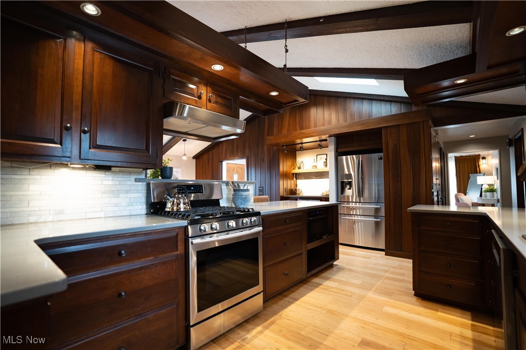 North Market Plain Ctr Estates 03 - Residential