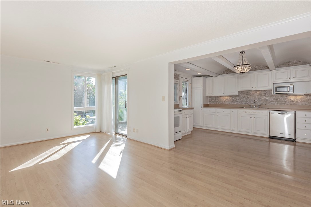 Tanglewood Greene Condo - Residential