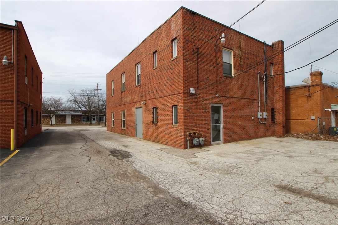 Vansweringen - Commercial Lease