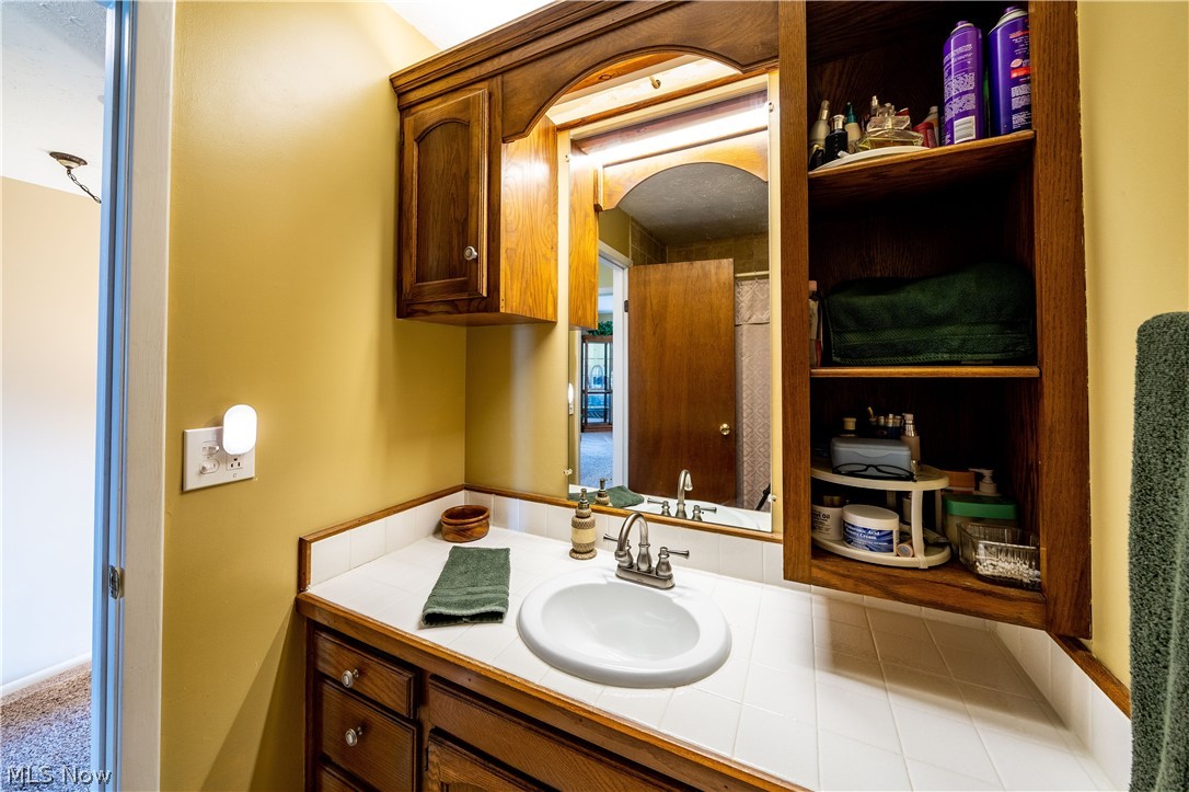 Rolling Hills Condo - Residential