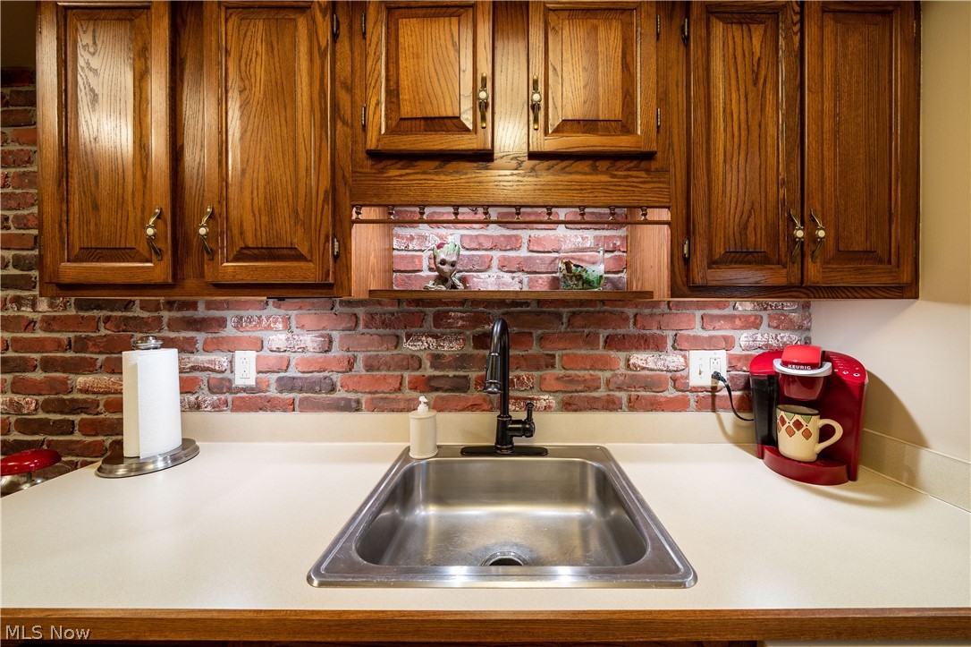 Rolling Hills Condo - Residential