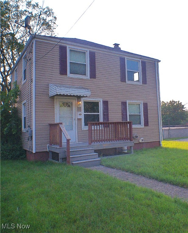 3 Bedroom Colonial, 2 car garage in Firestone Park. Easy access to 77, Rt. 8, 224, 76 in all directions for work, shopping, Churches, golfing and bike trails. Come take a look and see if this can be your home and put your personal touch on it.