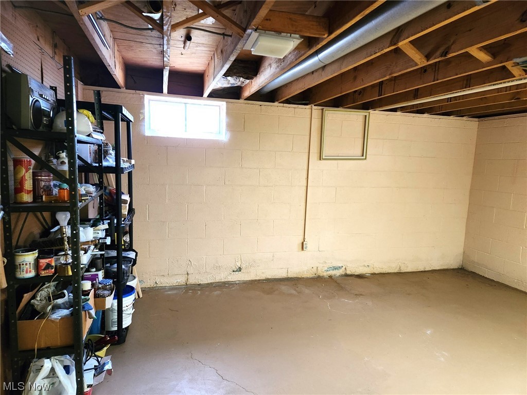 Williamsburg Homes - Residential