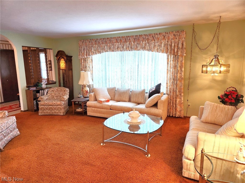 Williamsburg Homes - Residential