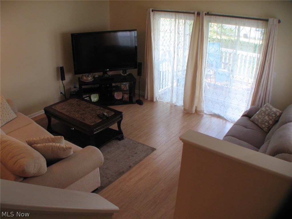 Crystal Lake Ph 03 - Residential