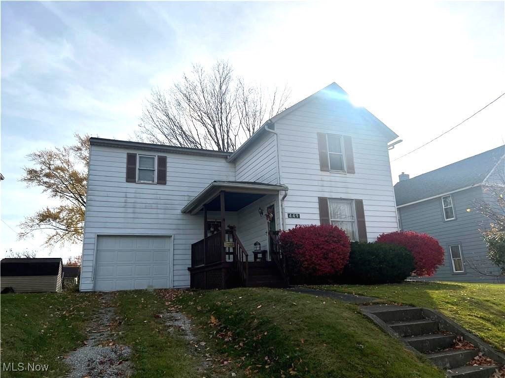 Photo for 449 E Martin Street, East Palestine, OH 44413 (MLS # 5081872)