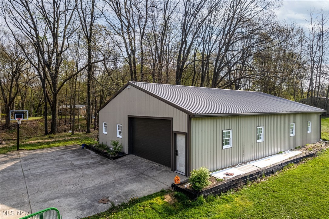 2803 W 130th Street, Hinckley, Ohio image 8
