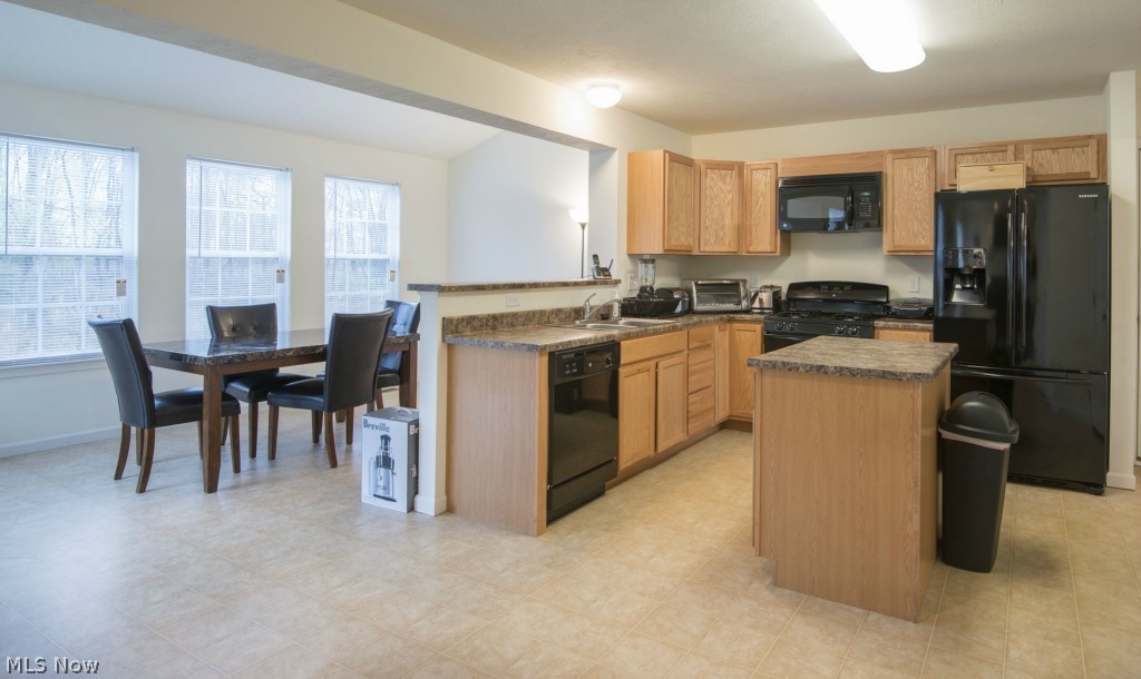 Meadows/Oakwood Ph 04 - Residential