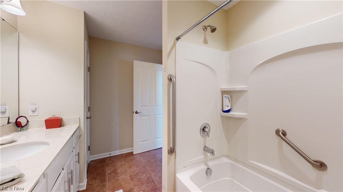 Crossings/Golden Pond Condo Bl - Residential