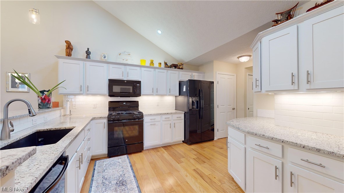 Crossings/Golden Pond Condo Bl - Residential