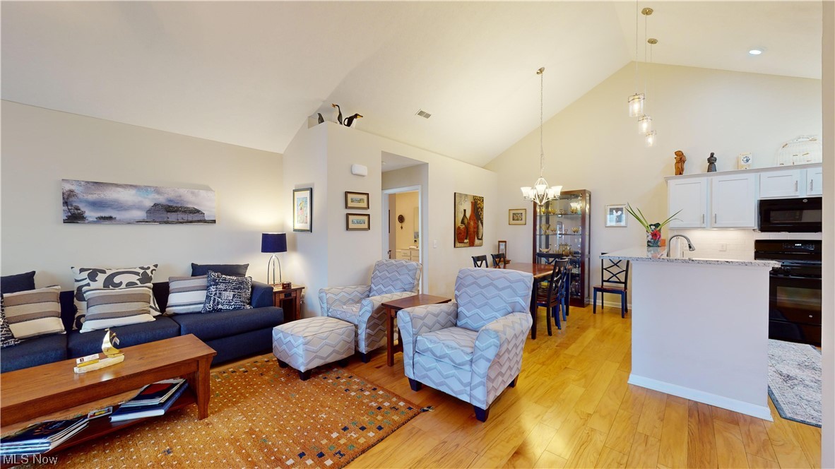 Crossings/Golden Pond Condo Bl - Residential