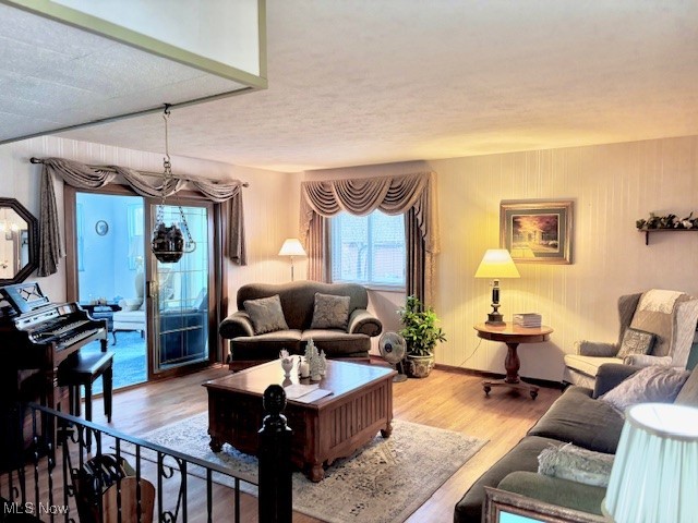 653 Glenwood Circle, Berea, Ohio image 10