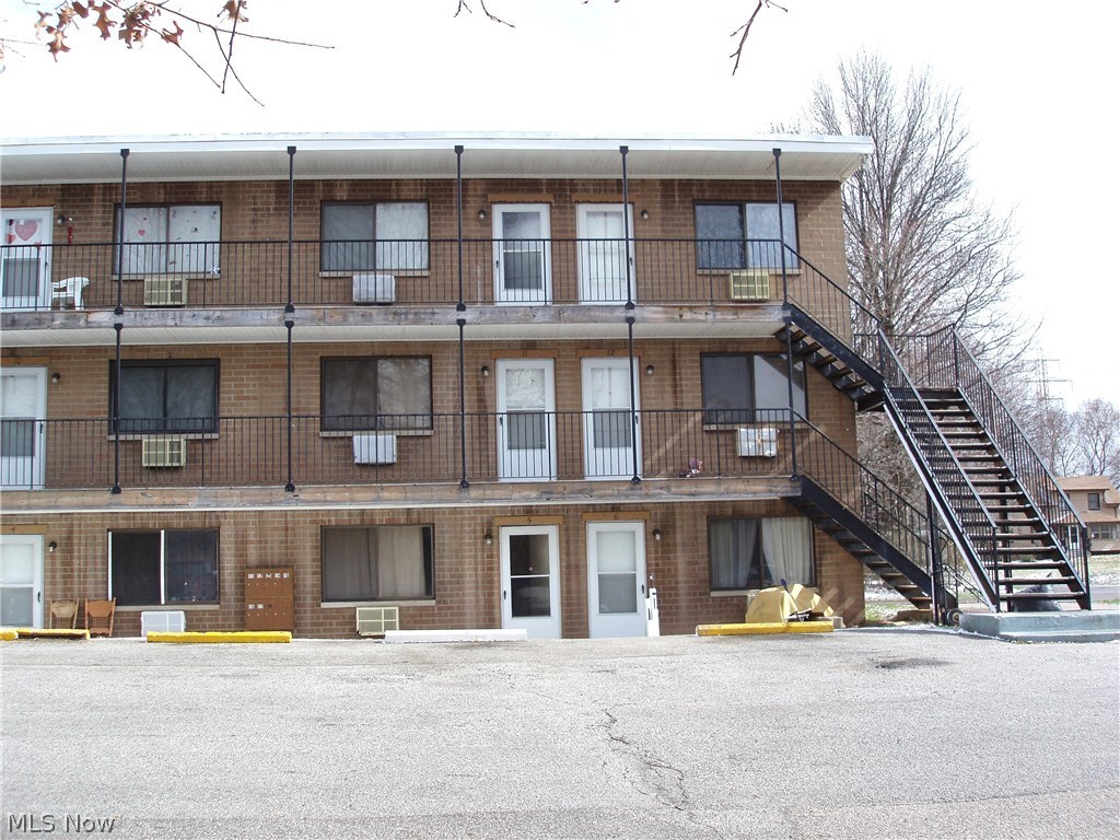 Nesmith Lake Heights - Commercial Sale