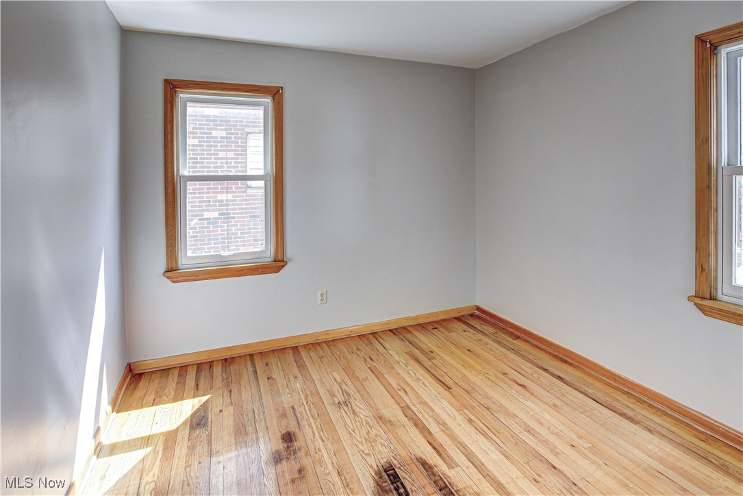 Parma, Ohio 44129, United States, 4 Bedrooms Bedrooms, ,2 BathroomsBathrooms,Residential,Pending,122306