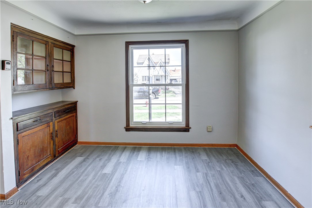 Parma, Ohio 44129, United States, 4 Bedrooms Bedrooms, ,2 BathroomsBathrooms,Residential,Pending,122306