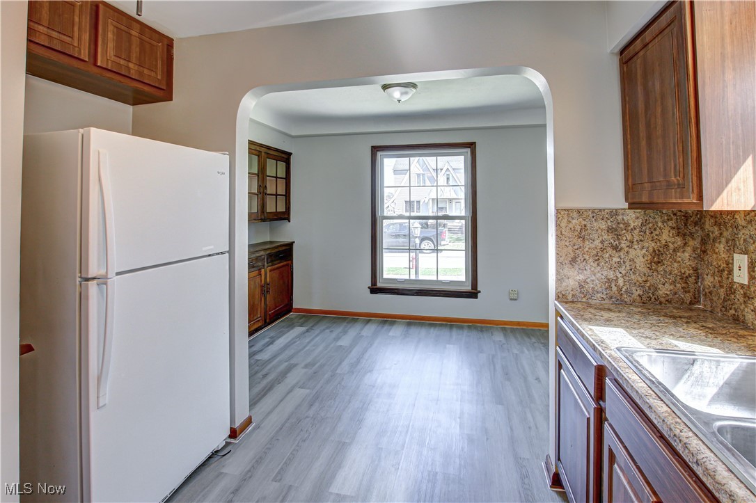 Parma, Ohio 44129, United States, 4 Bedrooms Bedrooms, ,2 BathroomsBathrooms,Residential,Pending,122306