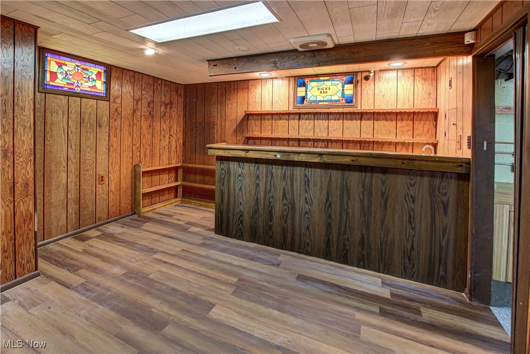 Parma, Ohio 44129, United States, 4 Bedrooms Bedrooms, ,2 BathroomsBathrooms,Residential,Pending,122306