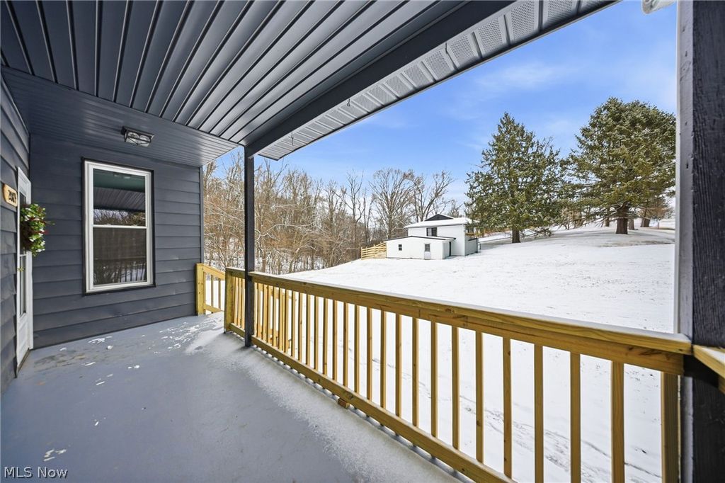 Photo of 2089 Chewelah Avenue, Zanesville, OH 43701 (MLS # 5190453)