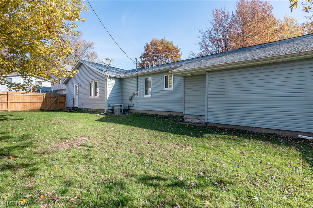 Ea Marhams Mentor Beach Park 1 - Residential