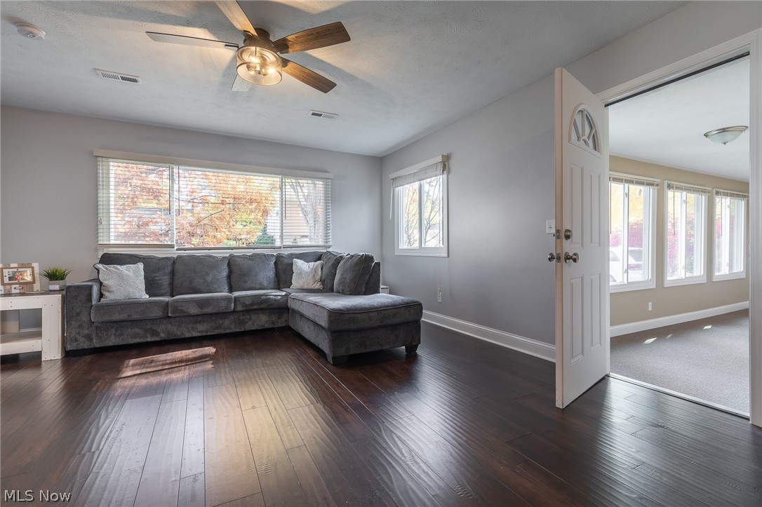 Ea Marhams Mentor Beach Park 1 - Residential