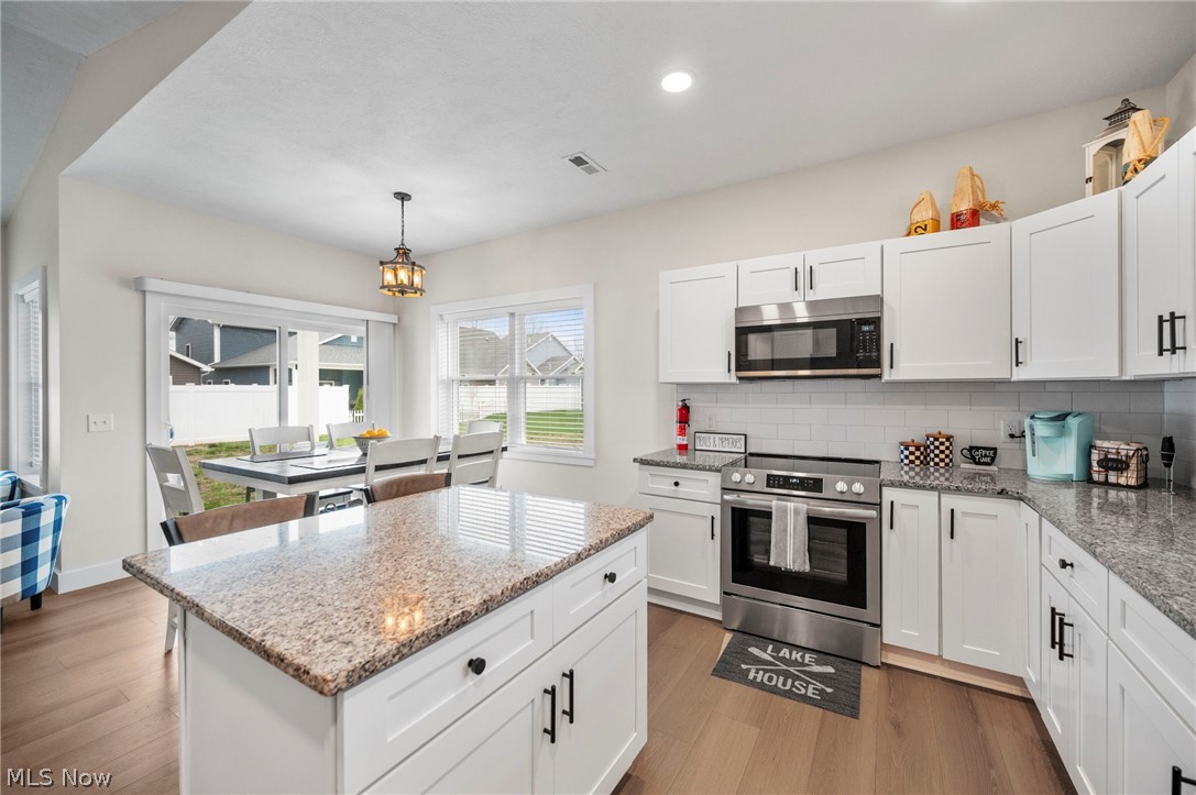 Harbor High Ests #3 - Residential