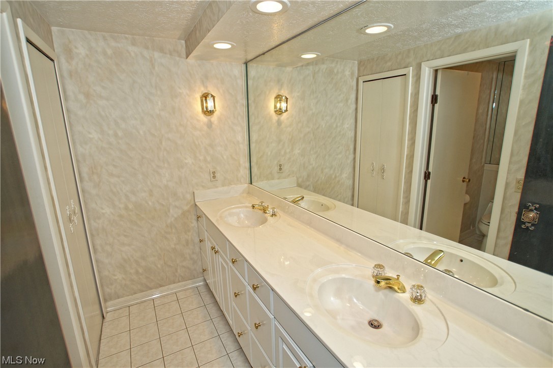 Robert Neroni - Residential