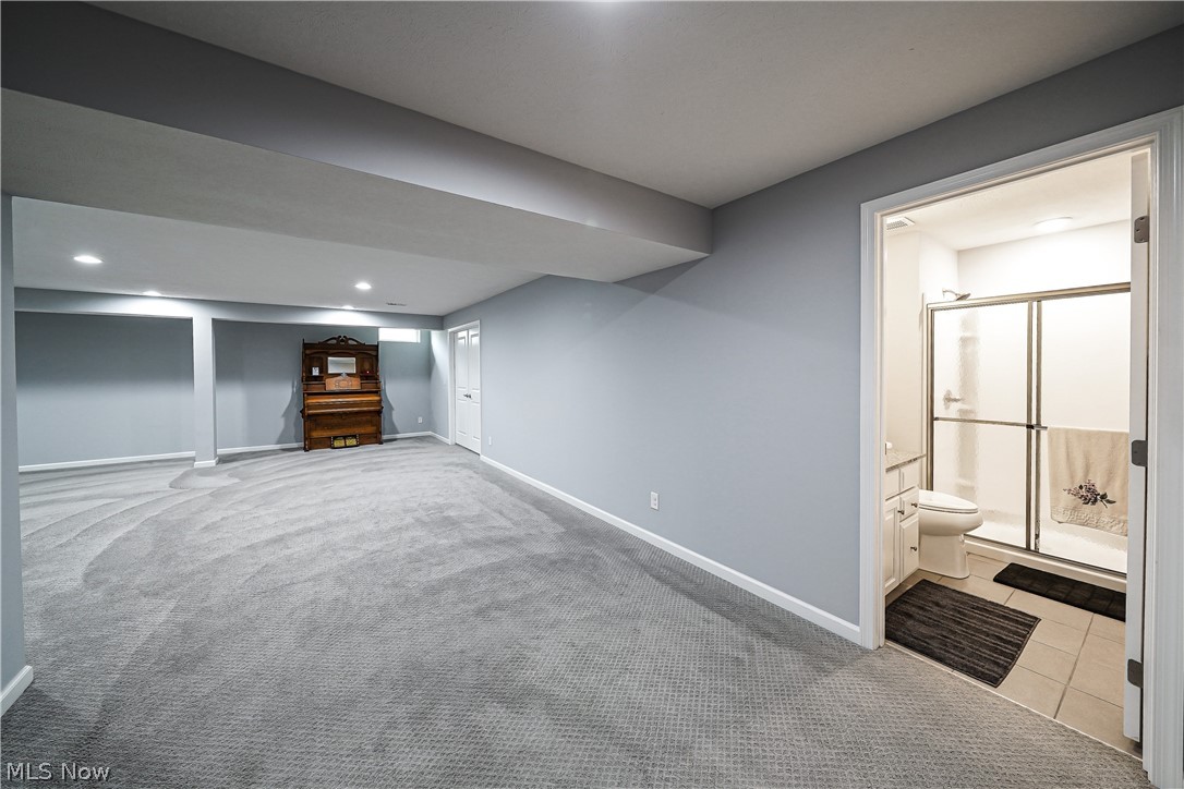 Sheffield Ests/The Lks/Aurora - Residential