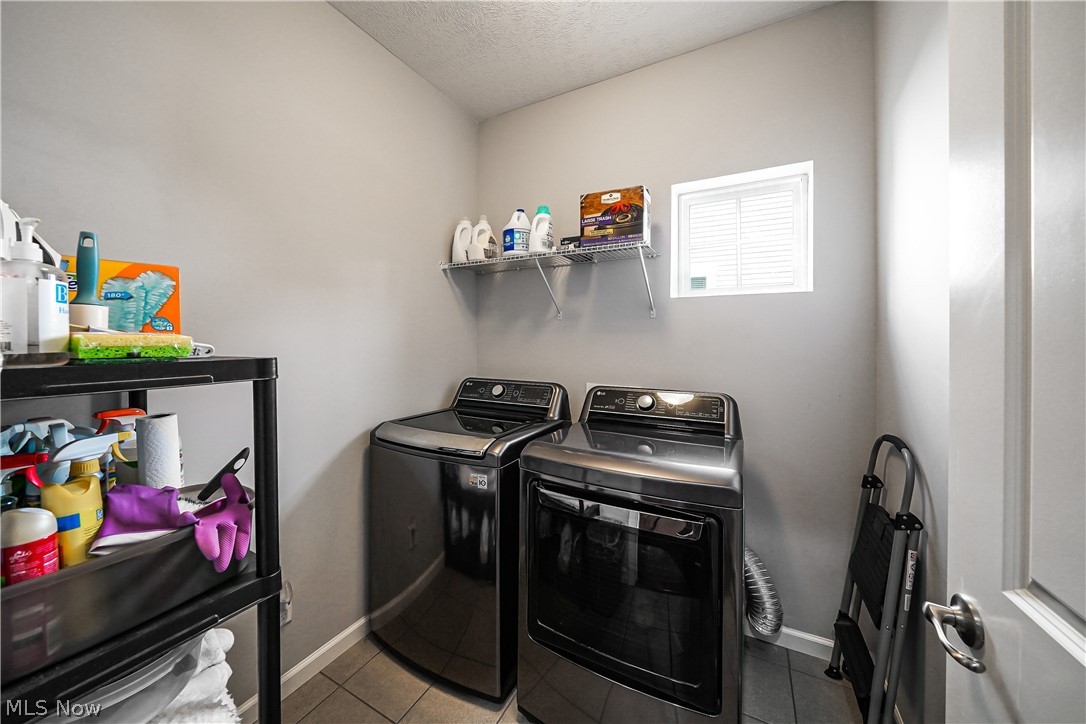 Sheffield Ests/The Lks/Aurora - Residential