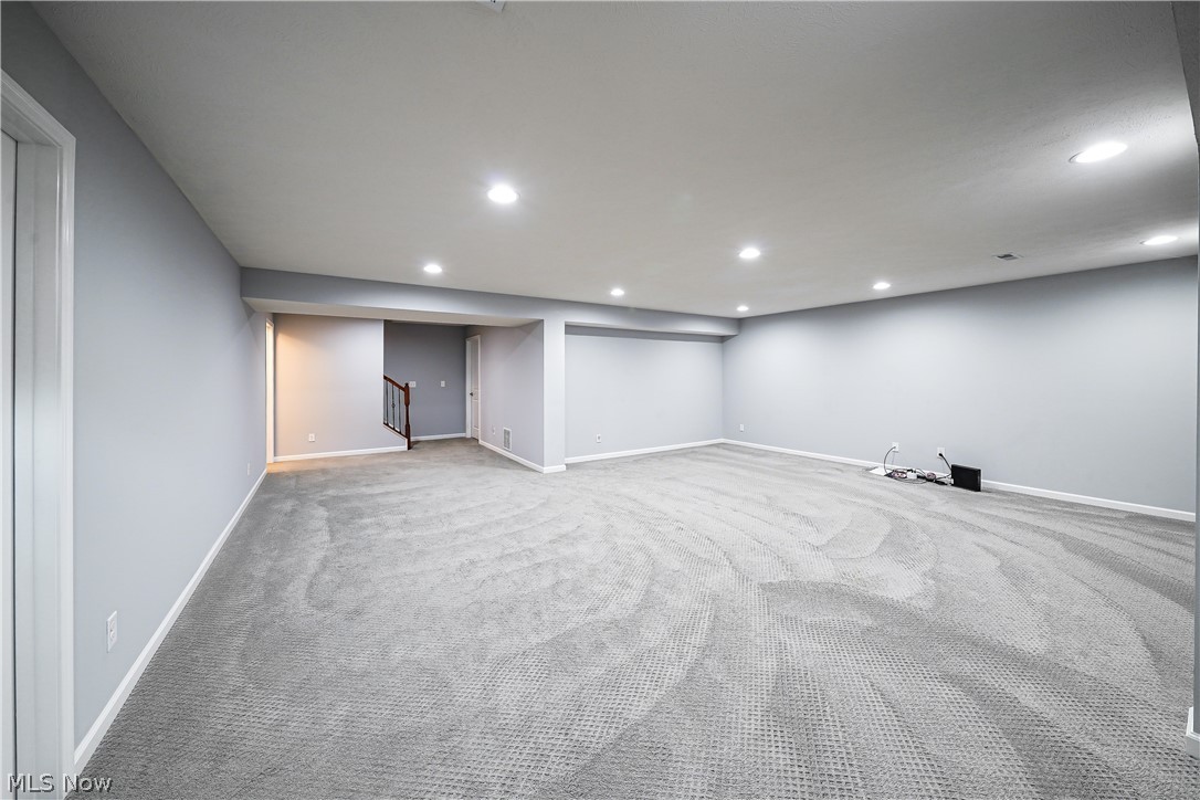 Sheffield Ests/The Lks/Aurora - Residential