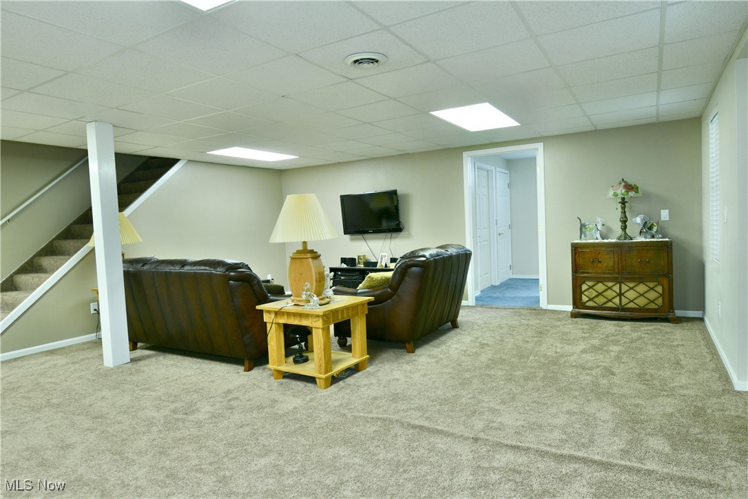 2269 Bianca Lane, Cortland, Ohio image 42