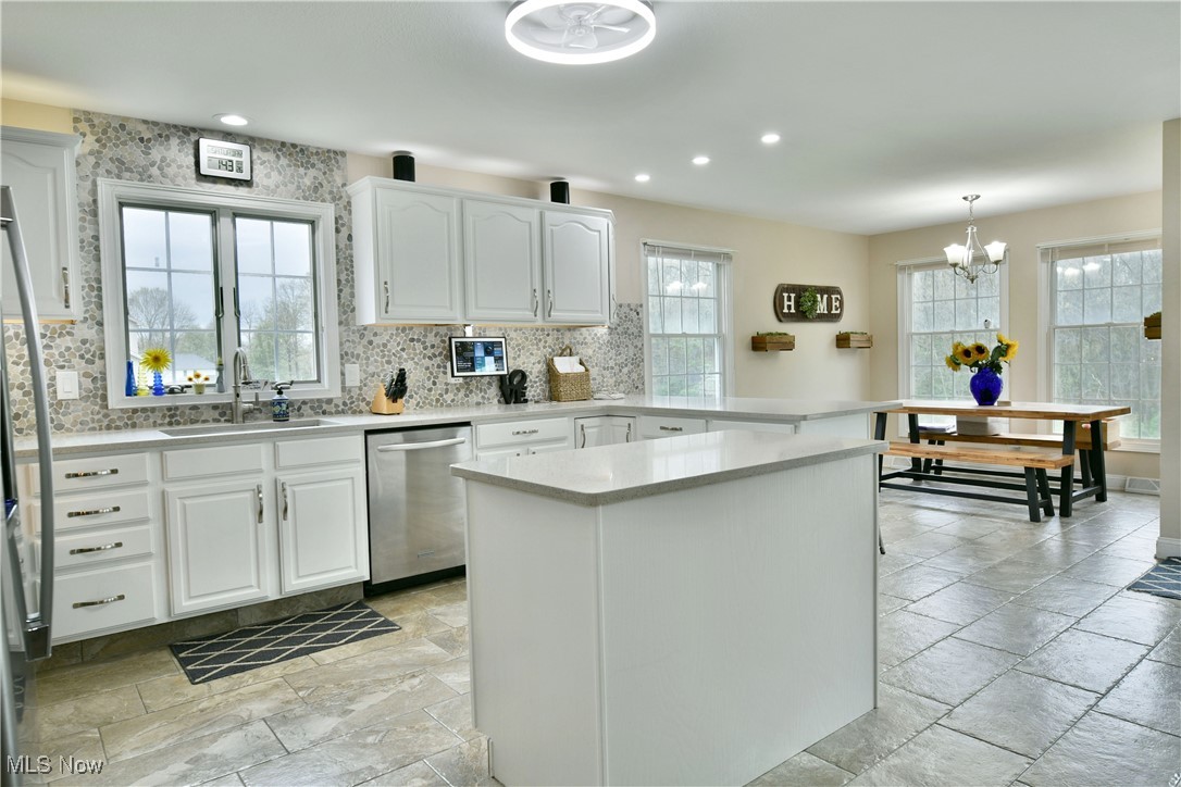 2269 Bianca Lane, Cortland, Ohio image 17