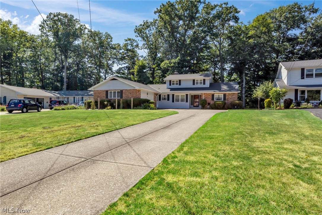 View Richmond Heights, OH 44143 house