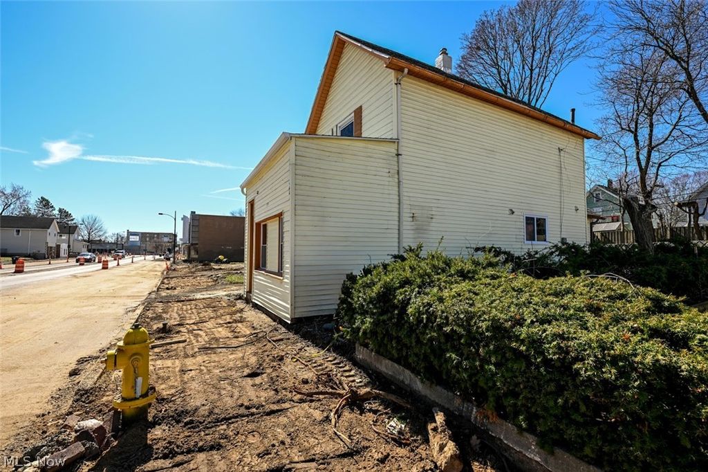 Photo of 868 N Main Street, Akron, OH 44310 (MLS # 5192203)