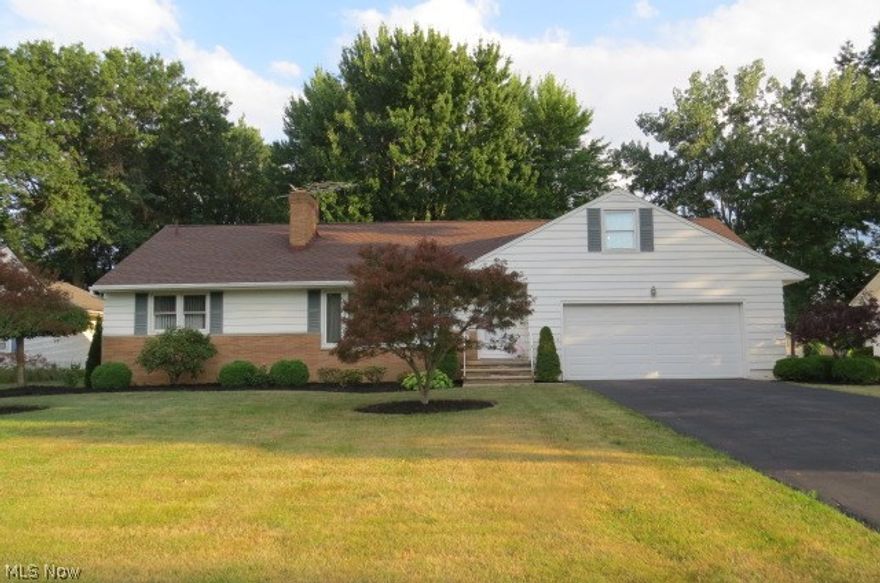 Ranch style living at its finest. Located in Amherst highly sought after area. Quiet street with lovely large yards.
Walking distance  to down town stores, restaurants and movie house. This home has a bricked wood burning fireplace in the spacious living room. Generous closets in the bedrooms, hardwood under some of the carpets. 11x11 dining area in the kitchen. Full length walk up attic, could be finished in to a fourth bedroom and more. 11x12 enclosed patio looking on to the large back yard. Full basement could be finished for extra living space. A Burt Witte  built home