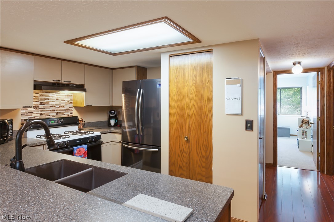 Pine Mill Ridge Condo - Residential