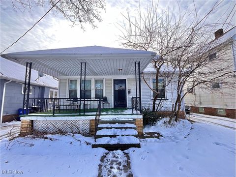 2513 Saratoga Avenue Cleveland OH 44109