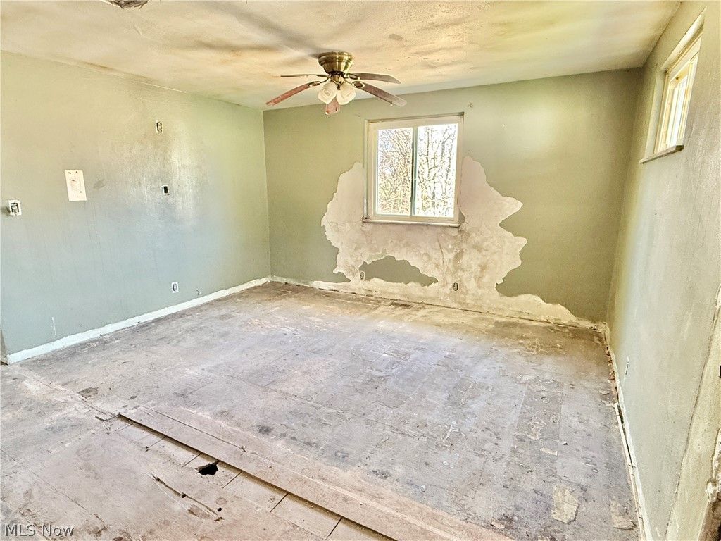 Photo of 347 Patton Avenue, Wintersville, OH 43953 (MLS # 5198713)