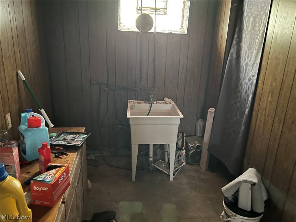 Lee Heights Sub/William J Lang - Residential