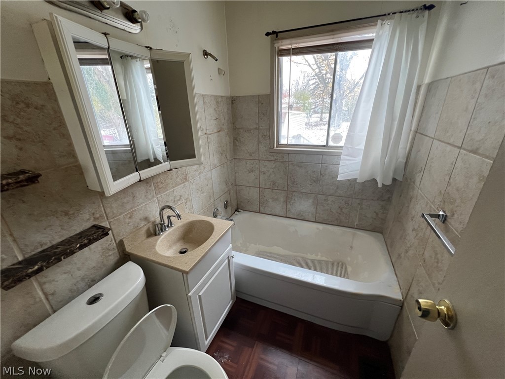 Lee Heights Sub/William J Lang - Residential