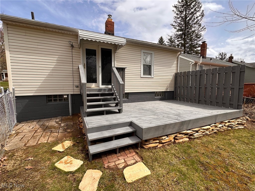 156 Eastholm Avenue, Akron, Ohio image 3
