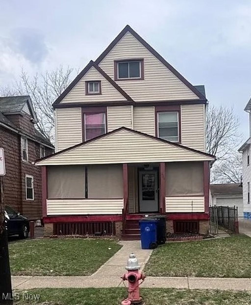 Photo of 536 E 123rd Street, Cleveland, OH 44108 (MLS # 5164433)