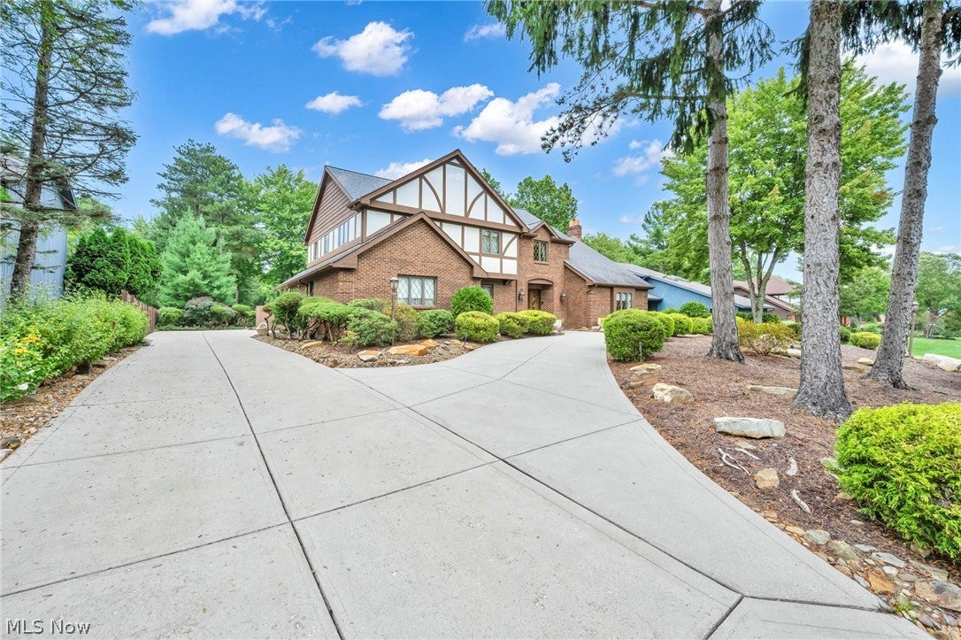 7411 Old Quarry Lane