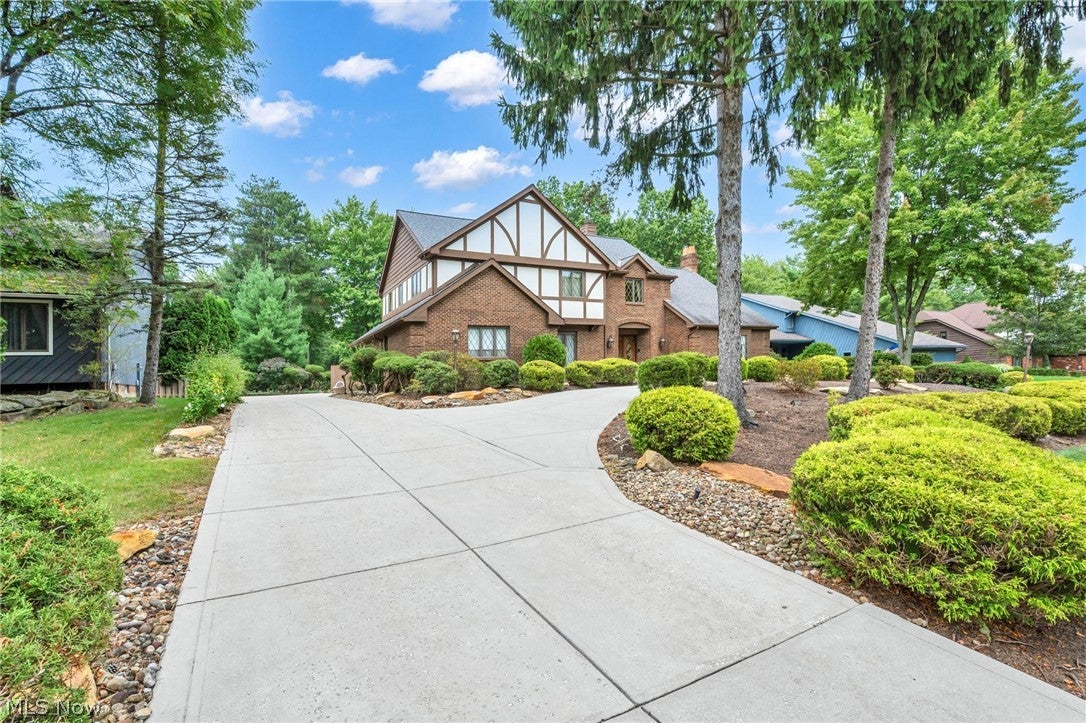 7411 Old Quarry Lane