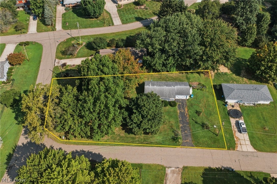 3197 Greenbrier Drive