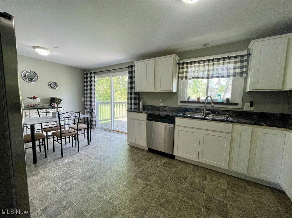 1602 Woodlawn Avenue, Canton, Ohio image 11
