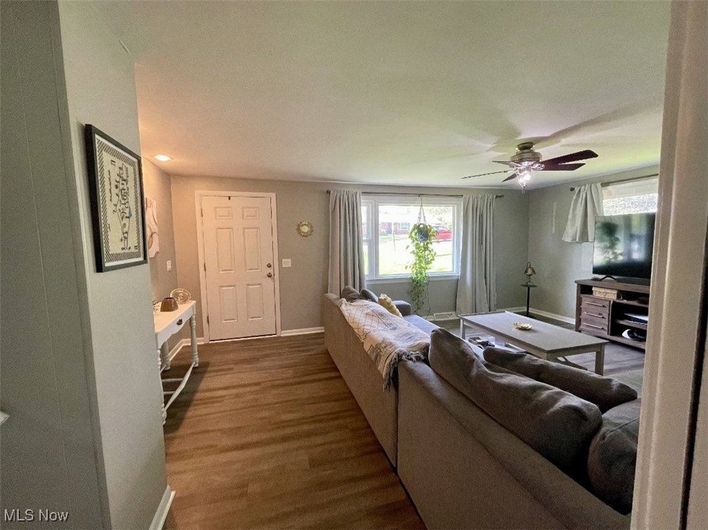 1602 Woodlawn Avenue, Canton, Ohio image 4