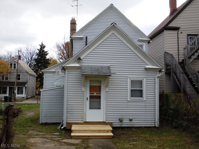 Wm Arthur Elys - Residential